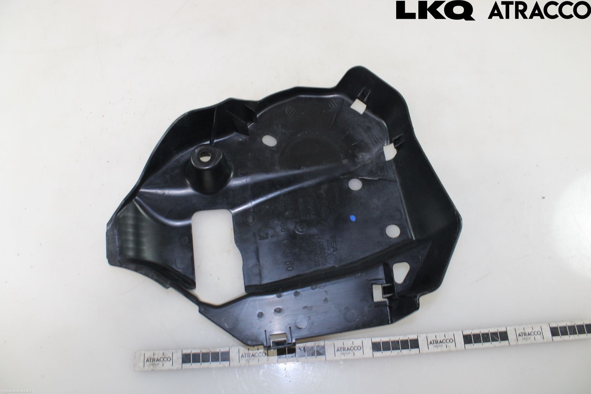 Opel ASTRA L 22- Hasplåt Plåt-Plast