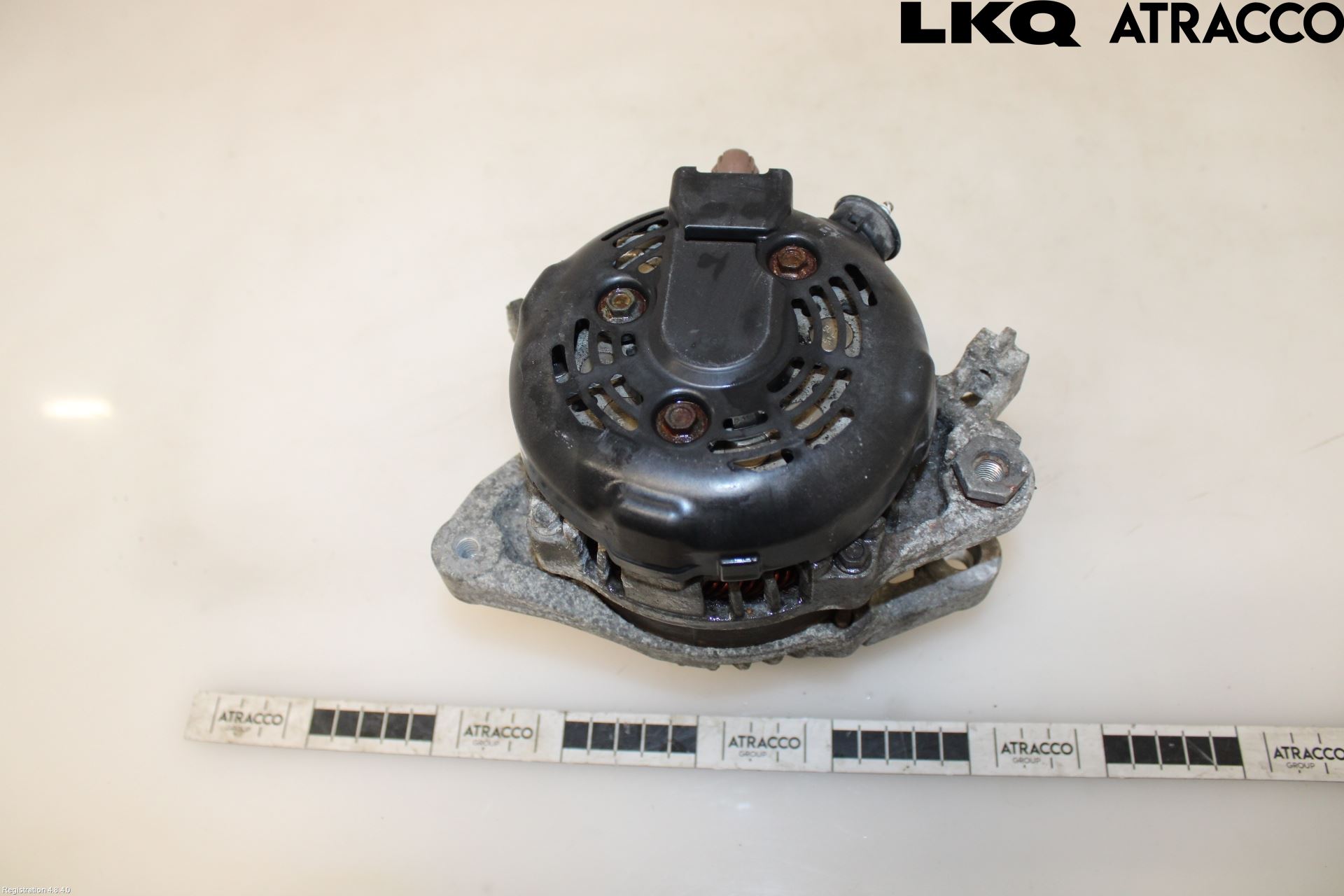 Toyota YARIS XP130 12-14 Generator