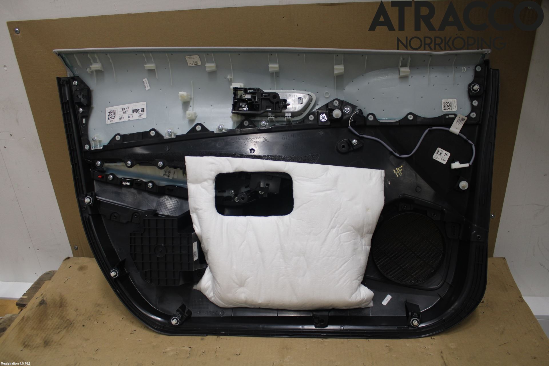 Toyota COROLLA 19- Dörrklädsel Hö