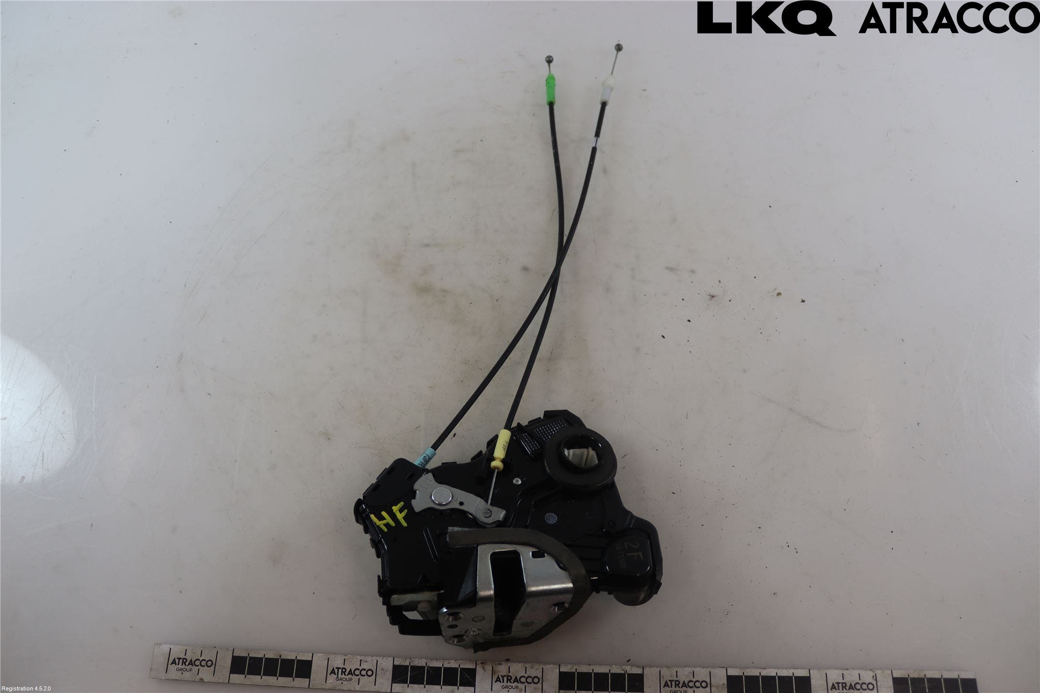 Toyota URBAN CRUISER Låskista-Dörrlås