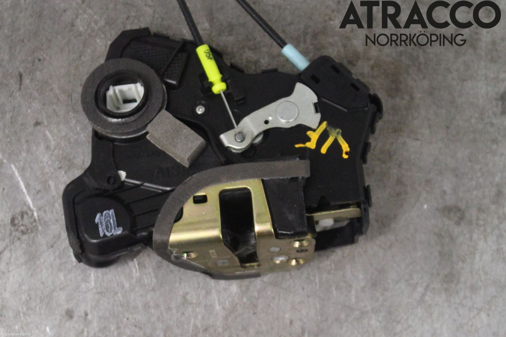 Toyota COROLLA 02-07 Låskista-Dörrlås