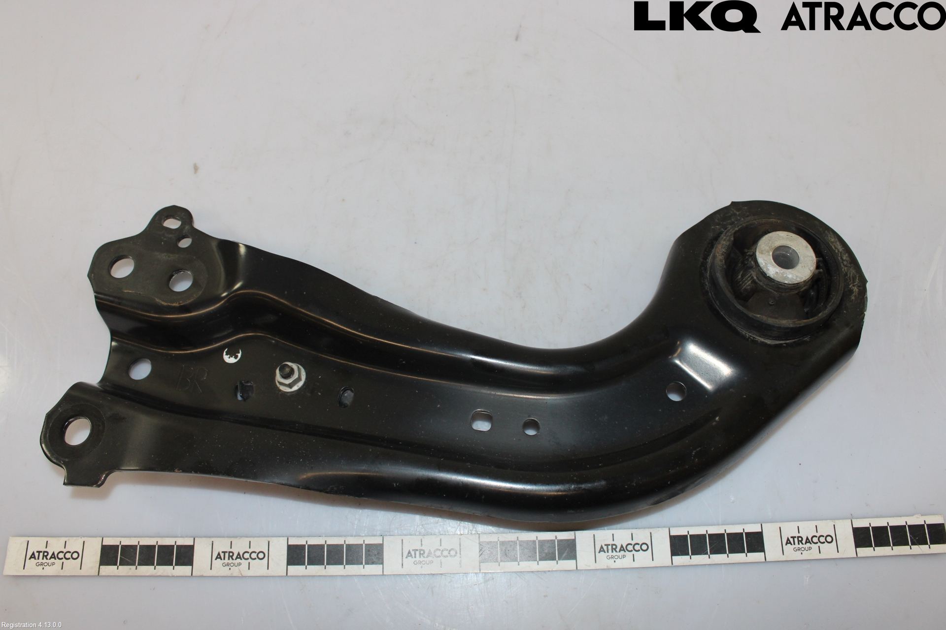 Toyota COROLLA CROSS XG10 22- Bärarm Bak Höger