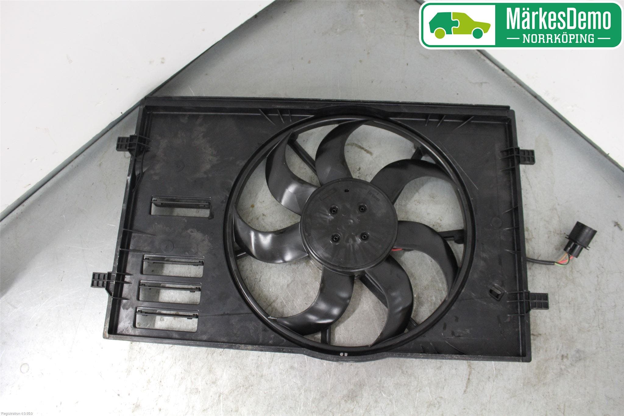 Volkswagen VW GOLF / E-GOLF VII 13-20 Kylfläkt El