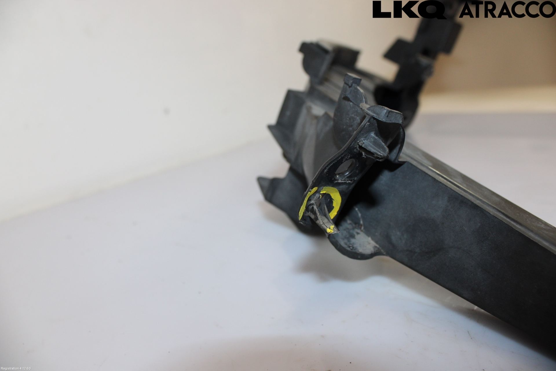 Audi A3/S3 05-13 Strålkastarsarg Vänster