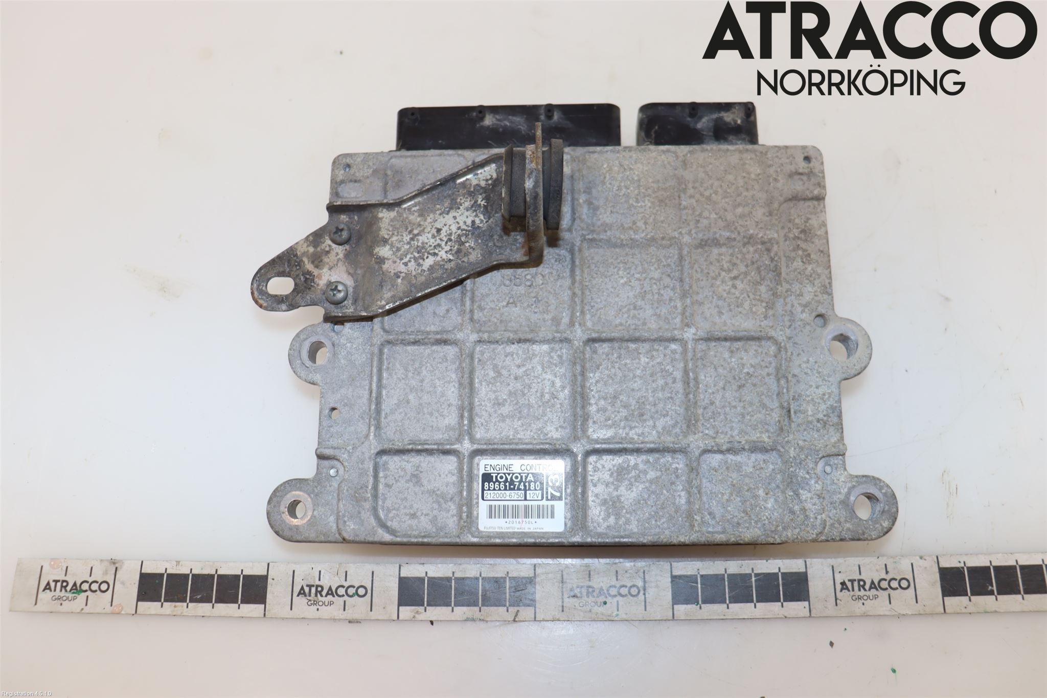 Toyota iQ Styrenhet Insprut Bensin