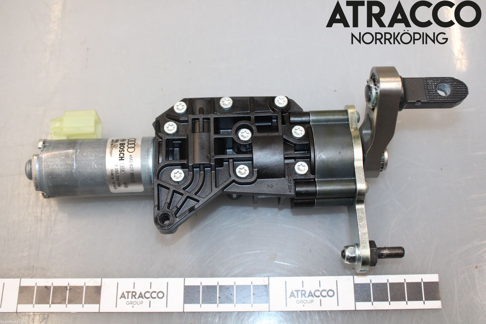 Audi Q7/SQ7 Bakluckeöppnare Automatisk