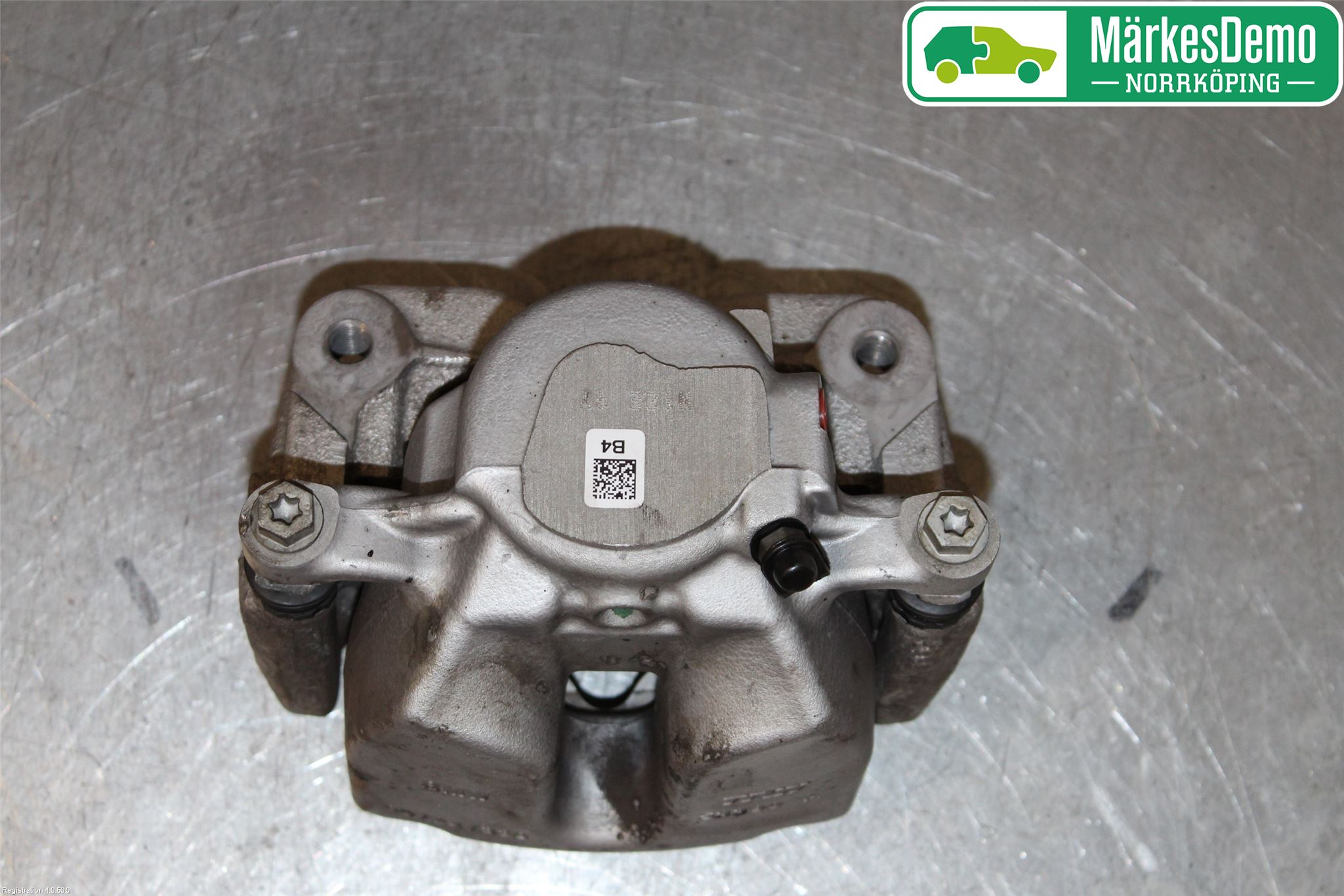 BMW 5 G30/G31/F90 17-23 Bromsok Fram Höger