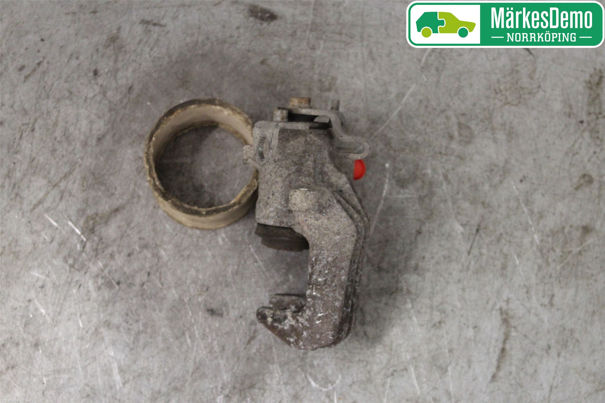 Skoda PRAKTIK Bromsok Bak Höger