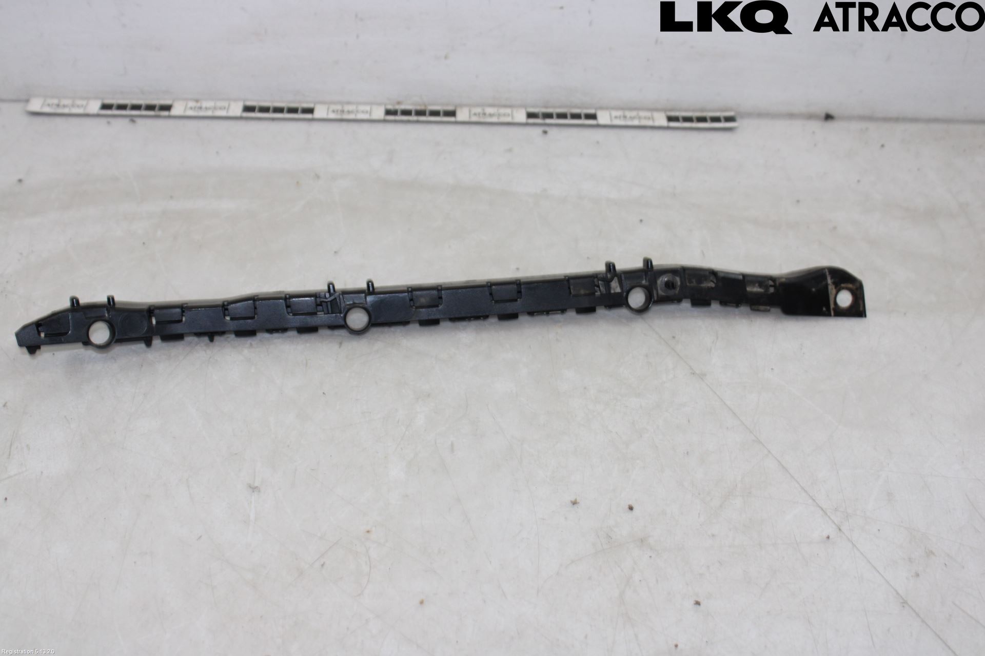 Mercedes-Benz MB C-KLASS (W204) 07-15 Stötfångarfäste Bak Hö