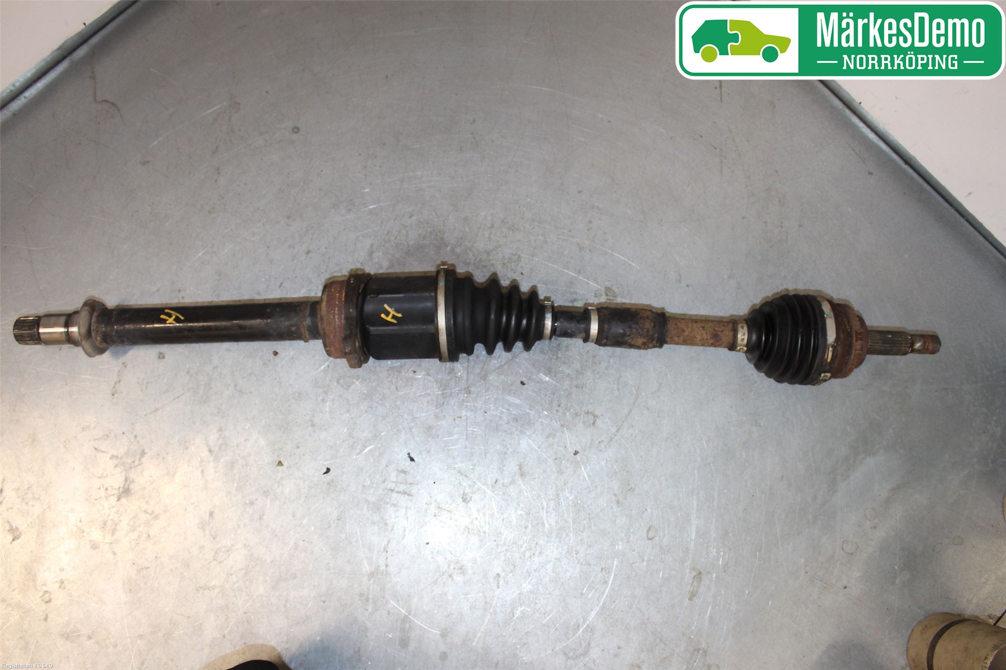 Toyota AVENSIS 07-08 Drivaxel Fram Höger