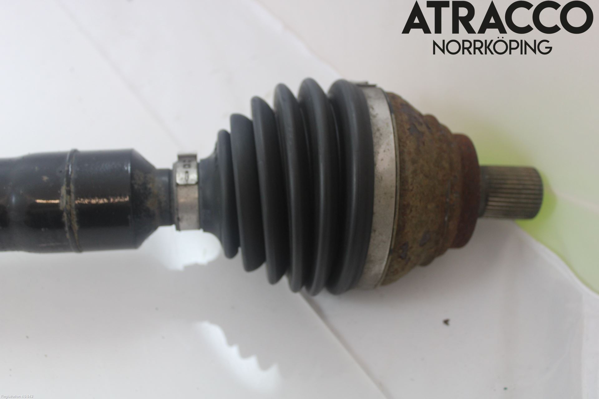 Volkswagen VW PASSAT 20-24 Drivaxel Fram Höger