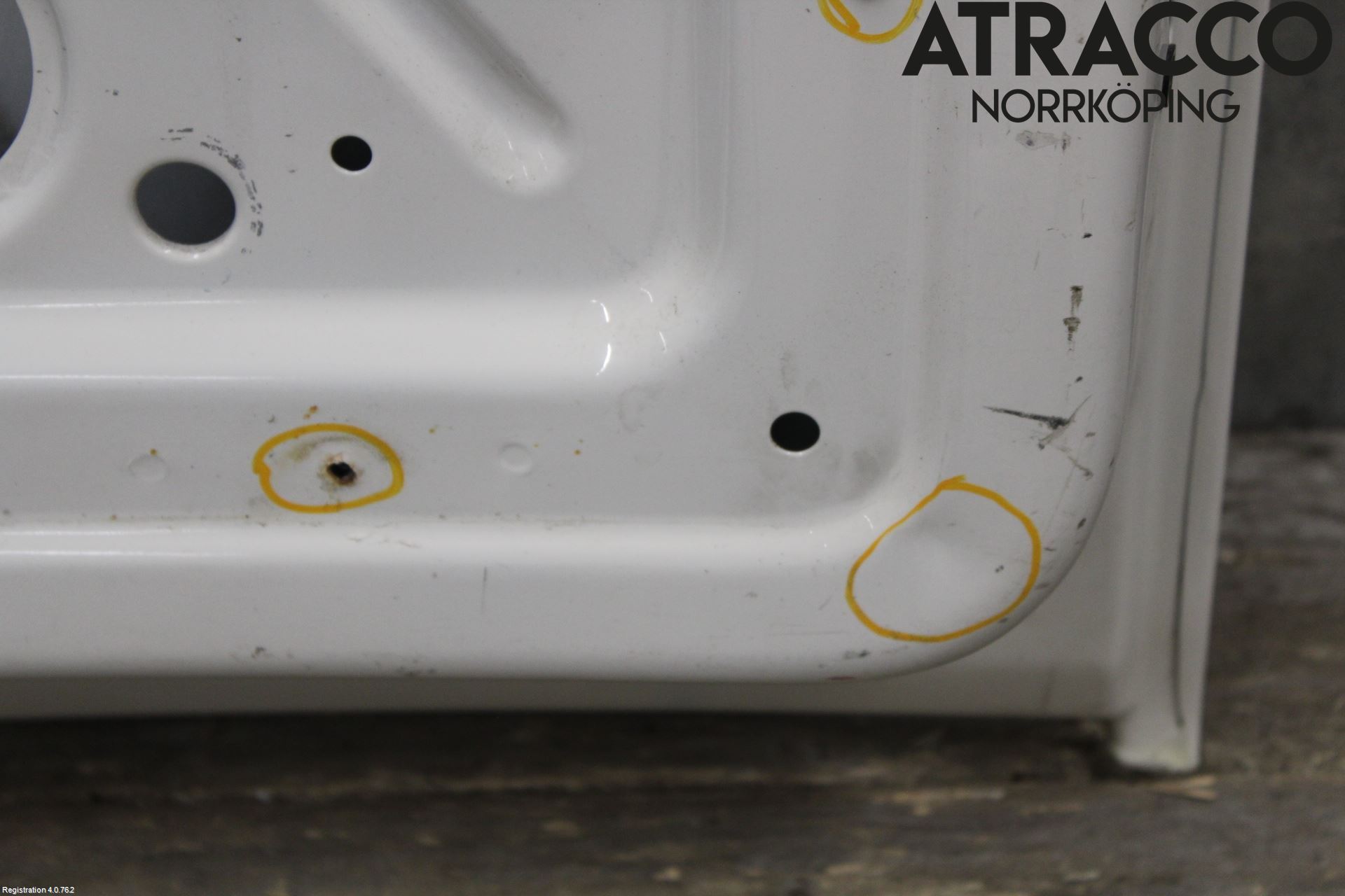 Volkswagen VW CADDY      04-10 Dörr Bak Van-Skåp Höger