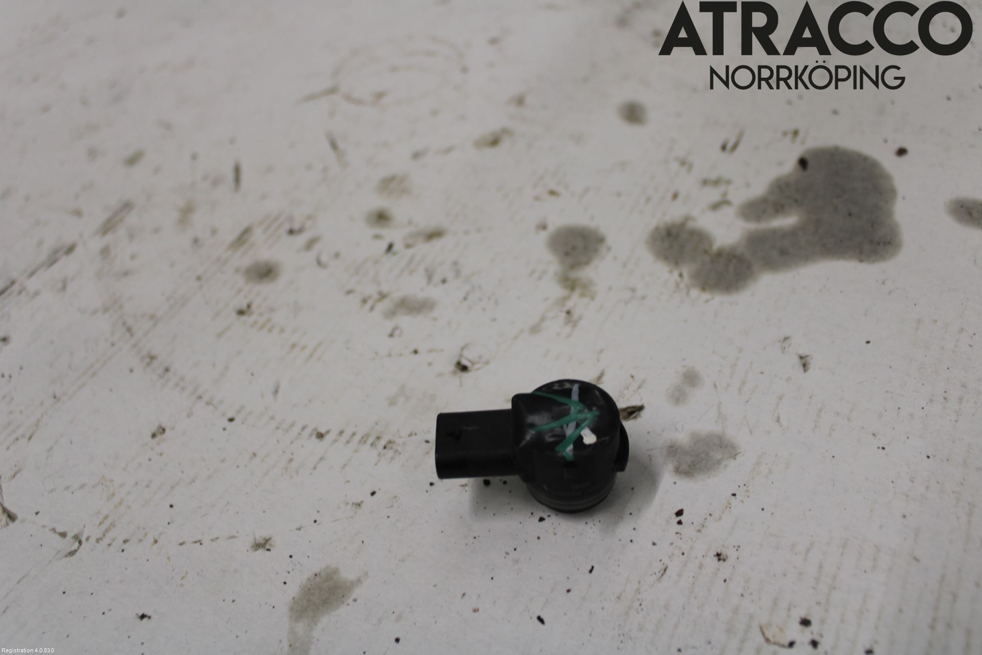 Seat LEON 13-20 Parkeringshjälp Frontsensor