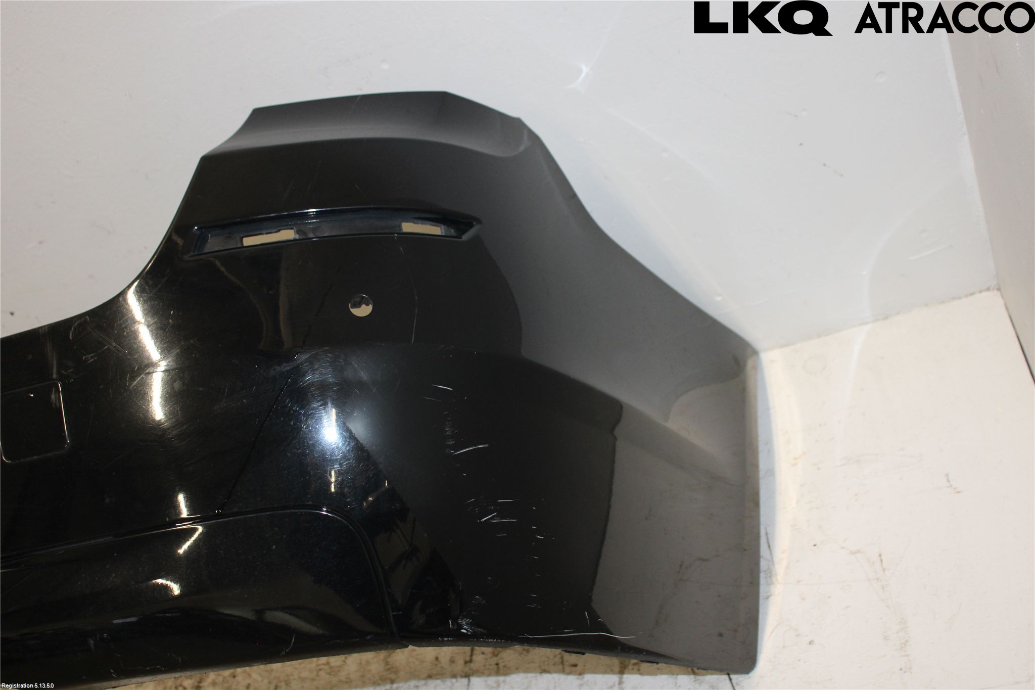 BMW 5 F10/F11/F18 09-17 Stötfångarbeklädnad Bak