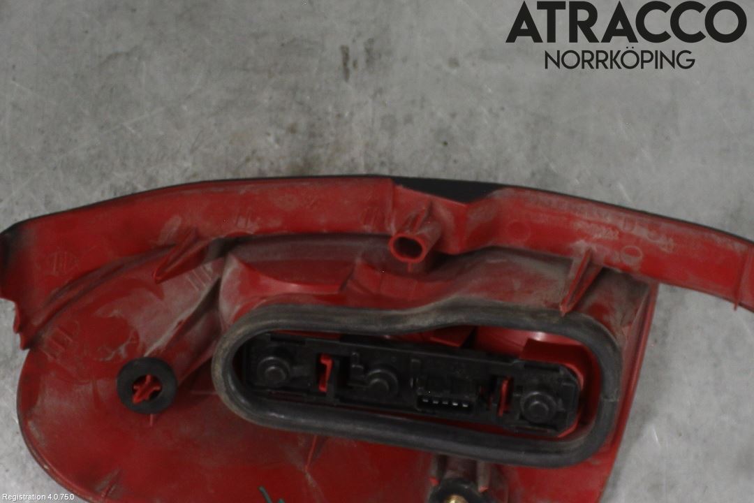 Peugeot 306 Bakljus Höger