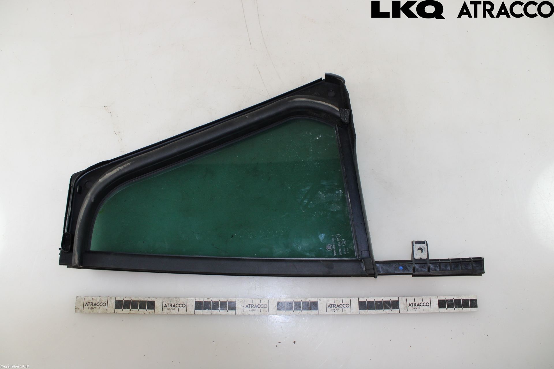 Skoda SUPERB 16-24 Dörruta Bak Lilla Hö