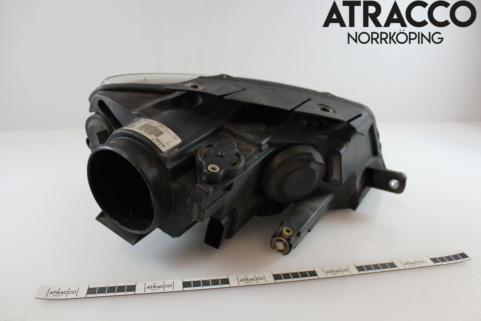 Volkswagen VW PASSAT 05-11 Strålkastare Vänster