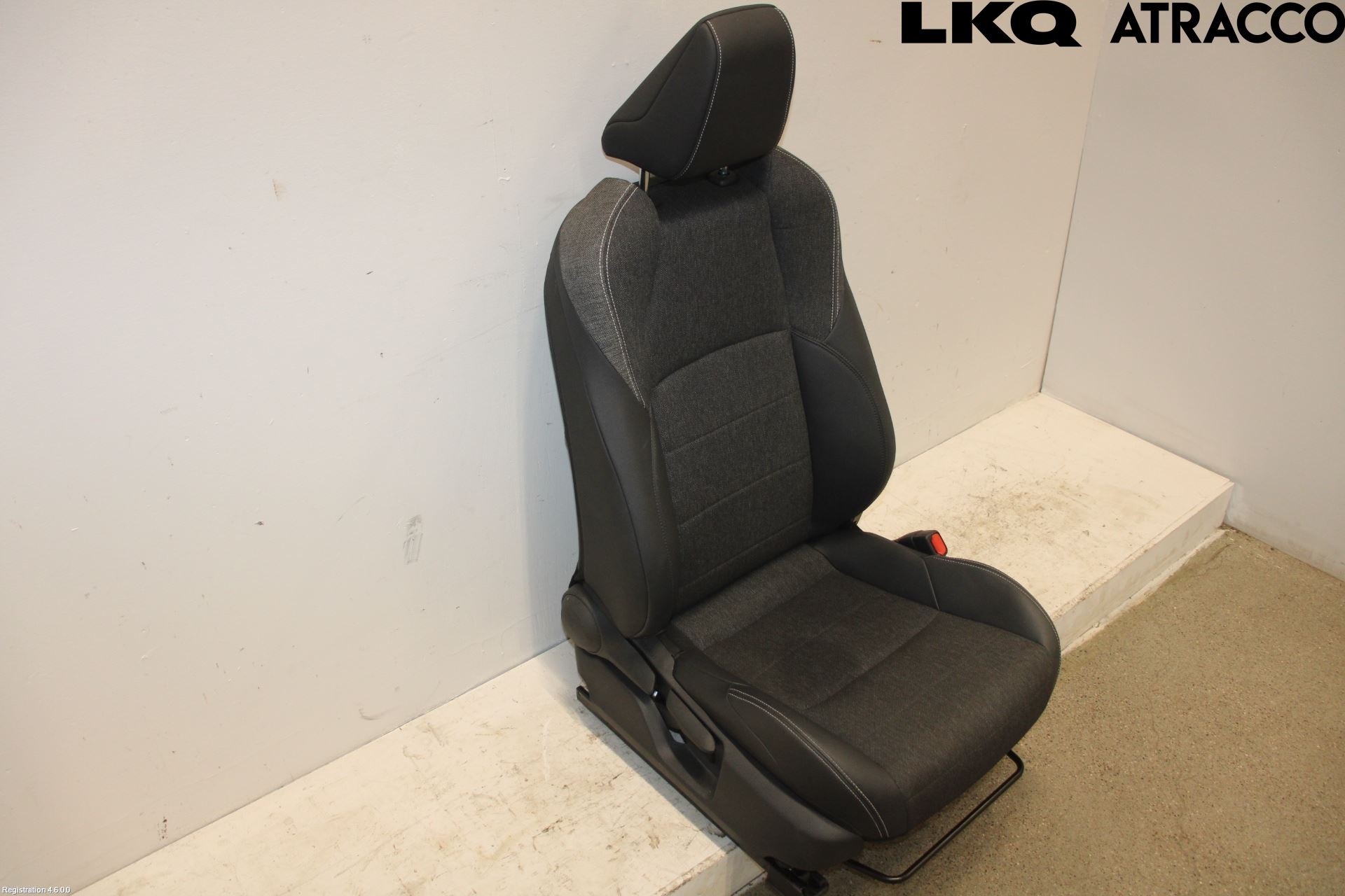 Toyota COROLLA 19- Inredning Stol Fram Hö