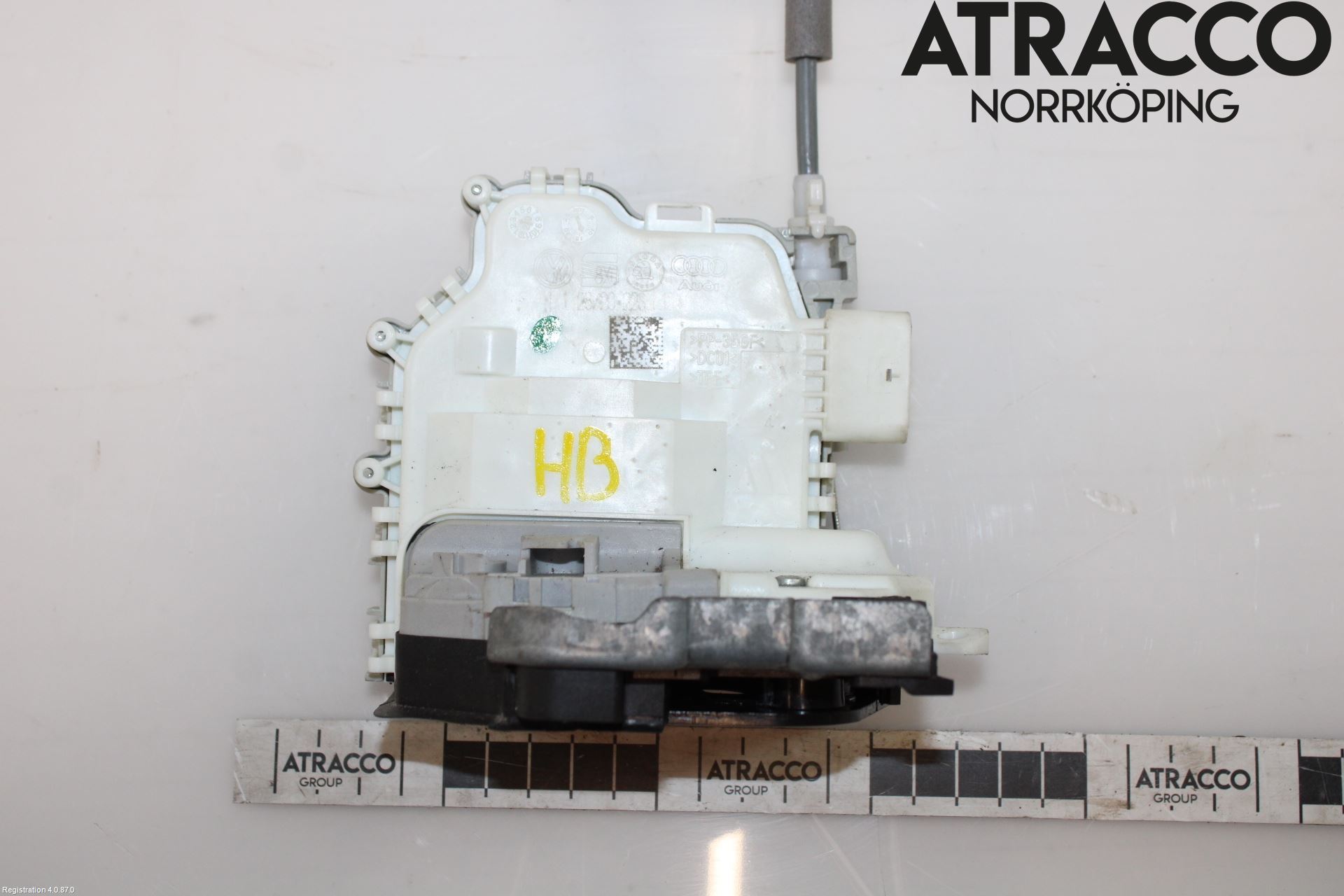 Audi A4/S4 B9 20- Låskista-Dörrlås