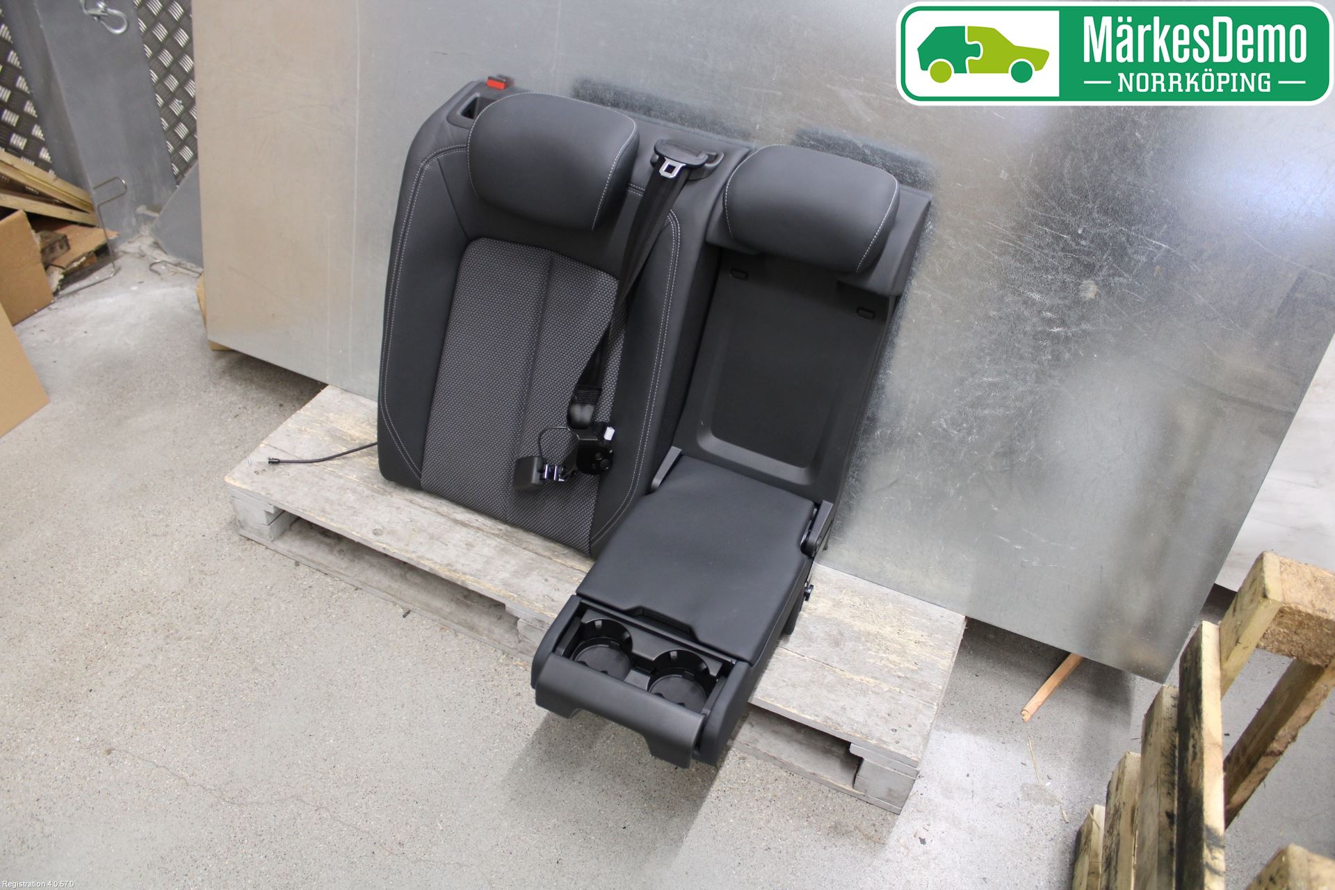 Audi A6 F2/C8 19- Inredning Baksäte