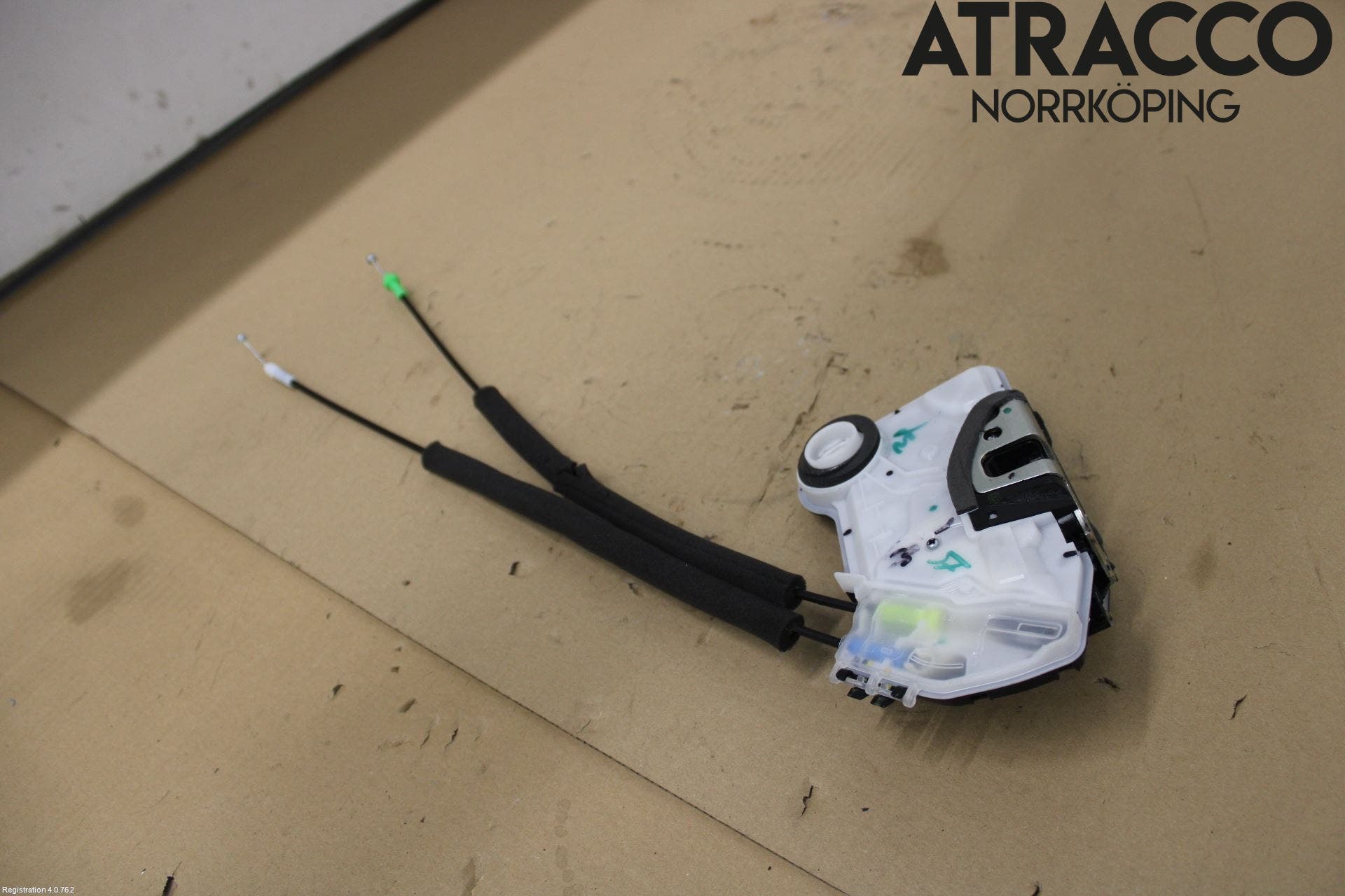 Toyota C-HR 16-23 Låskista-Dörrlås