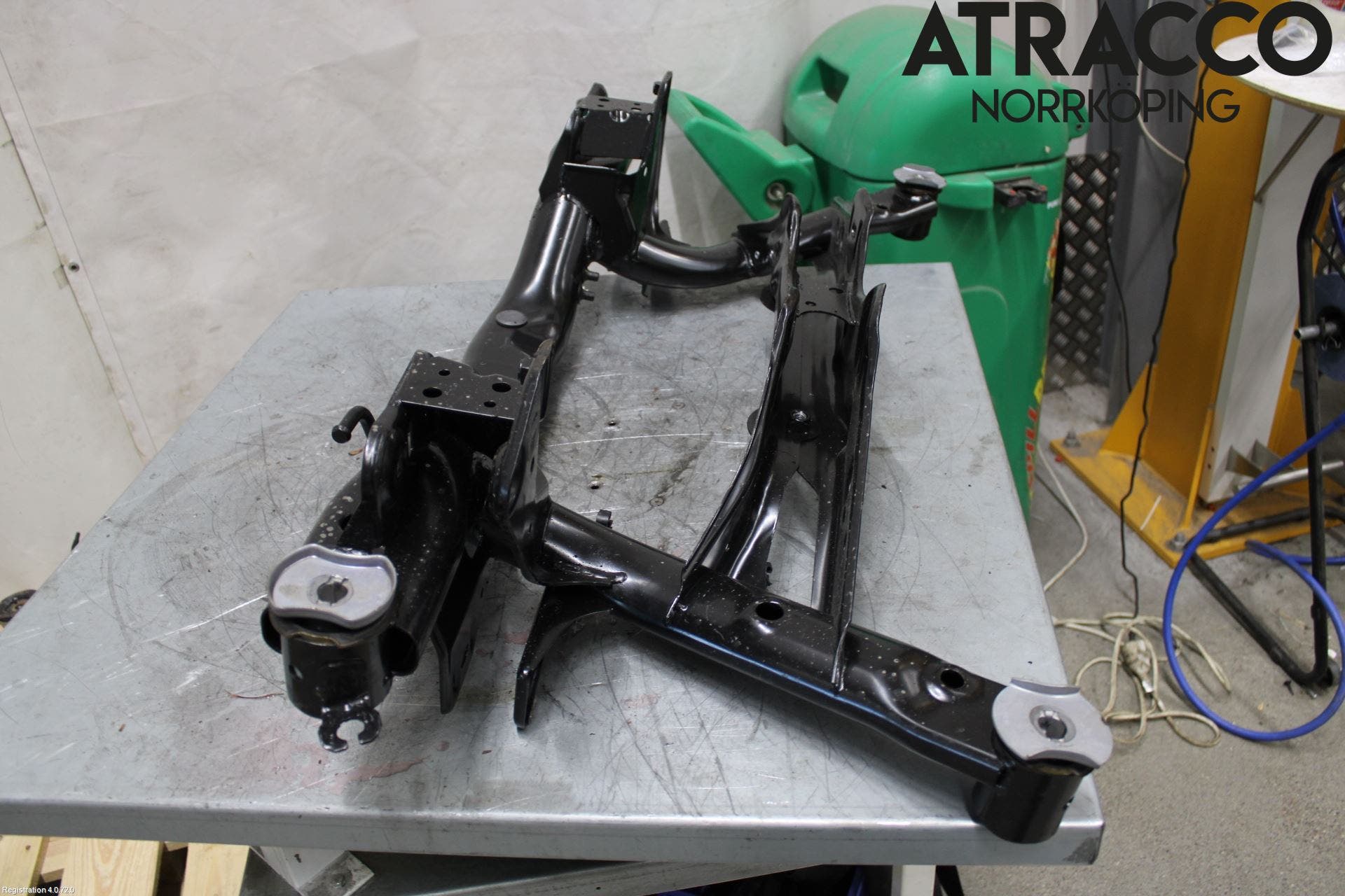 Volkswagen VW TIGUAN 16-24 Bakaxelbalk