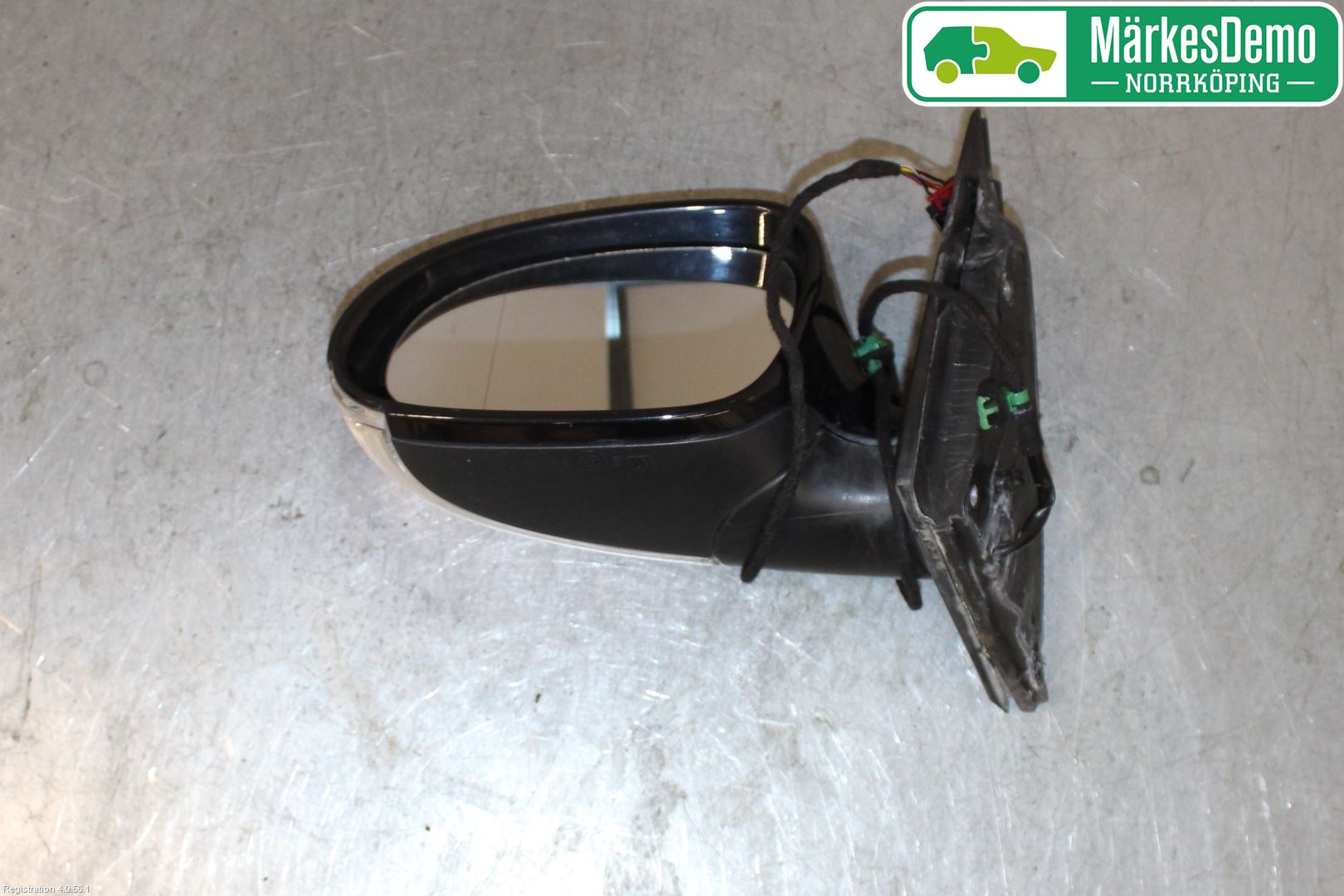 Volkswagen VW PASSAT 05-11 Spegel Yttre El Vä