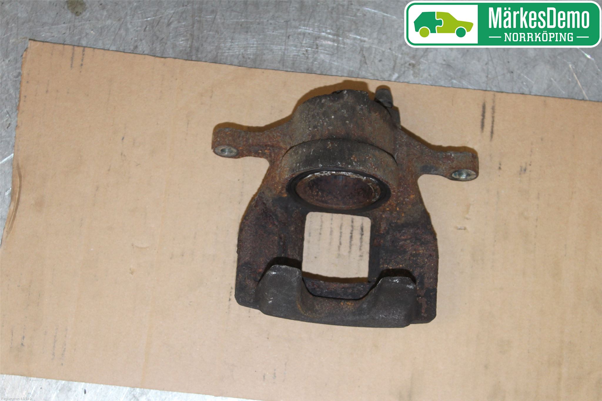 Toyota AURIS 13-19 Bromsok Fram Höger