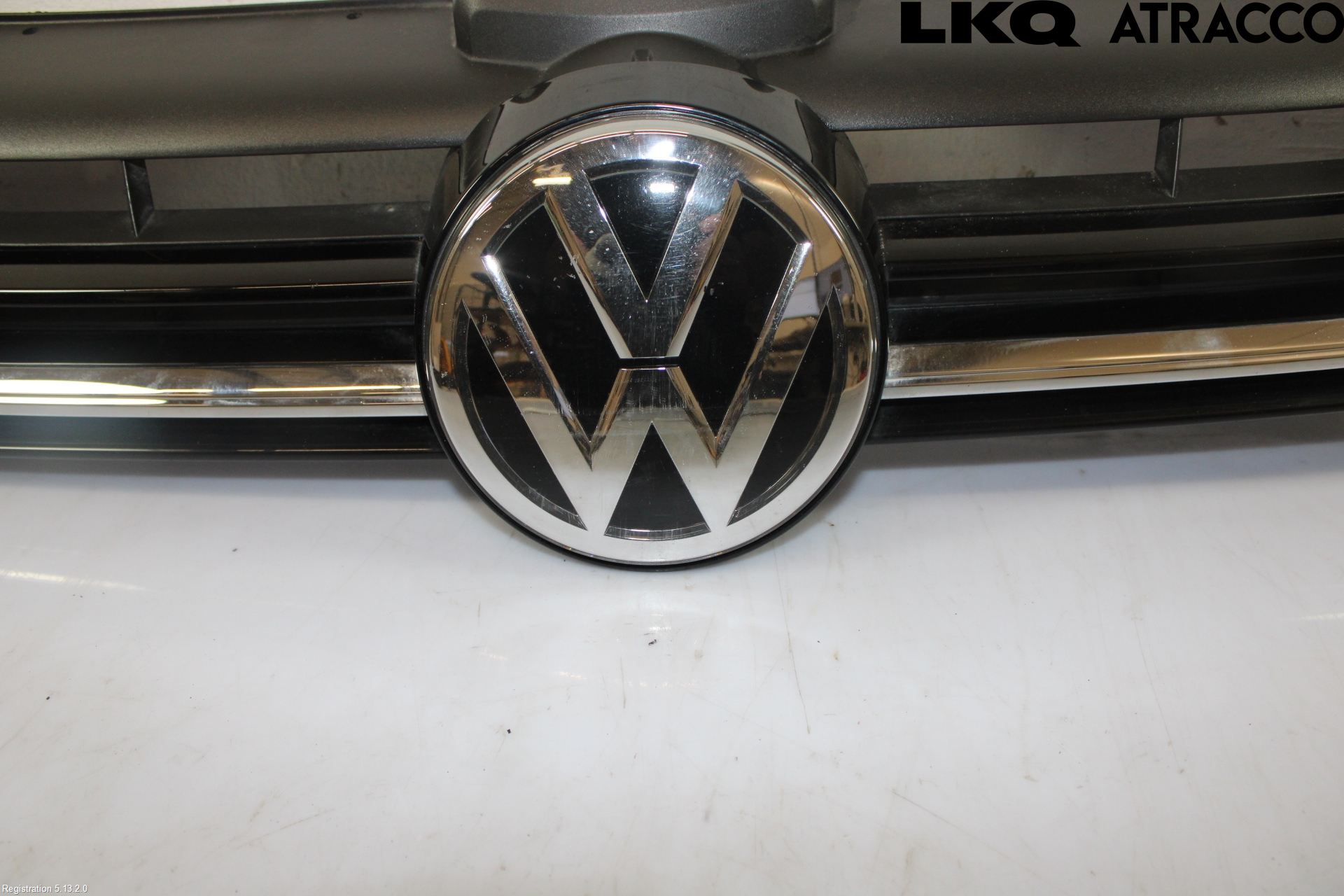 Volkswagen VW GOLF / E-GOLF VII 13-20 Grill Komp