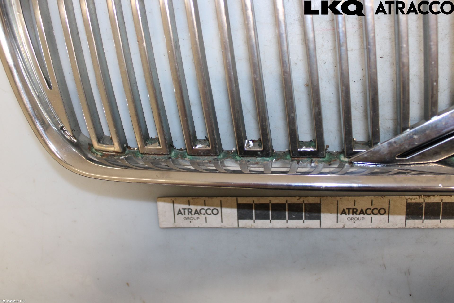 Volvo V50 04-07 Grill Komp