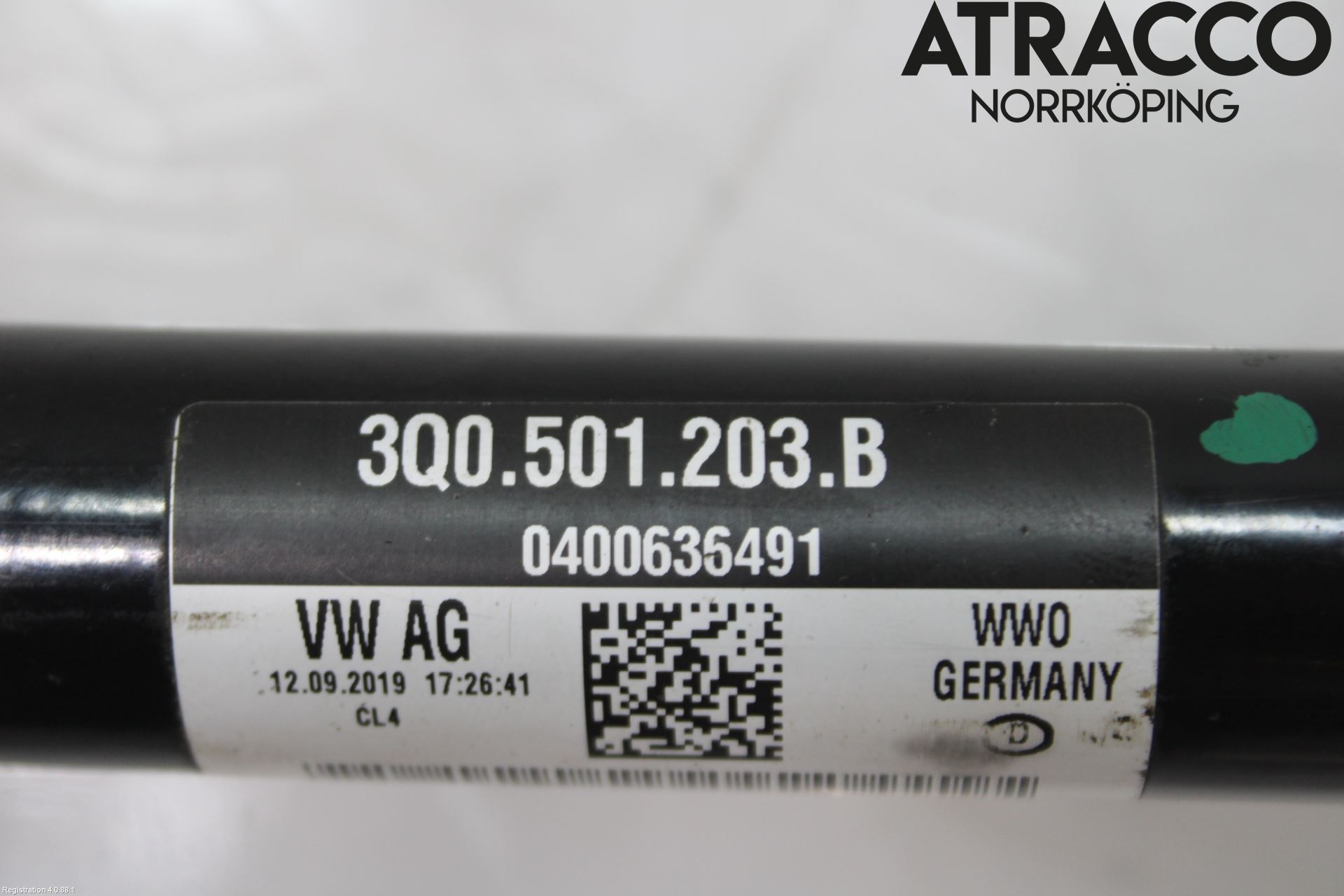 Skoda SUPERB 16-24 Drivaxel Bak Vänster