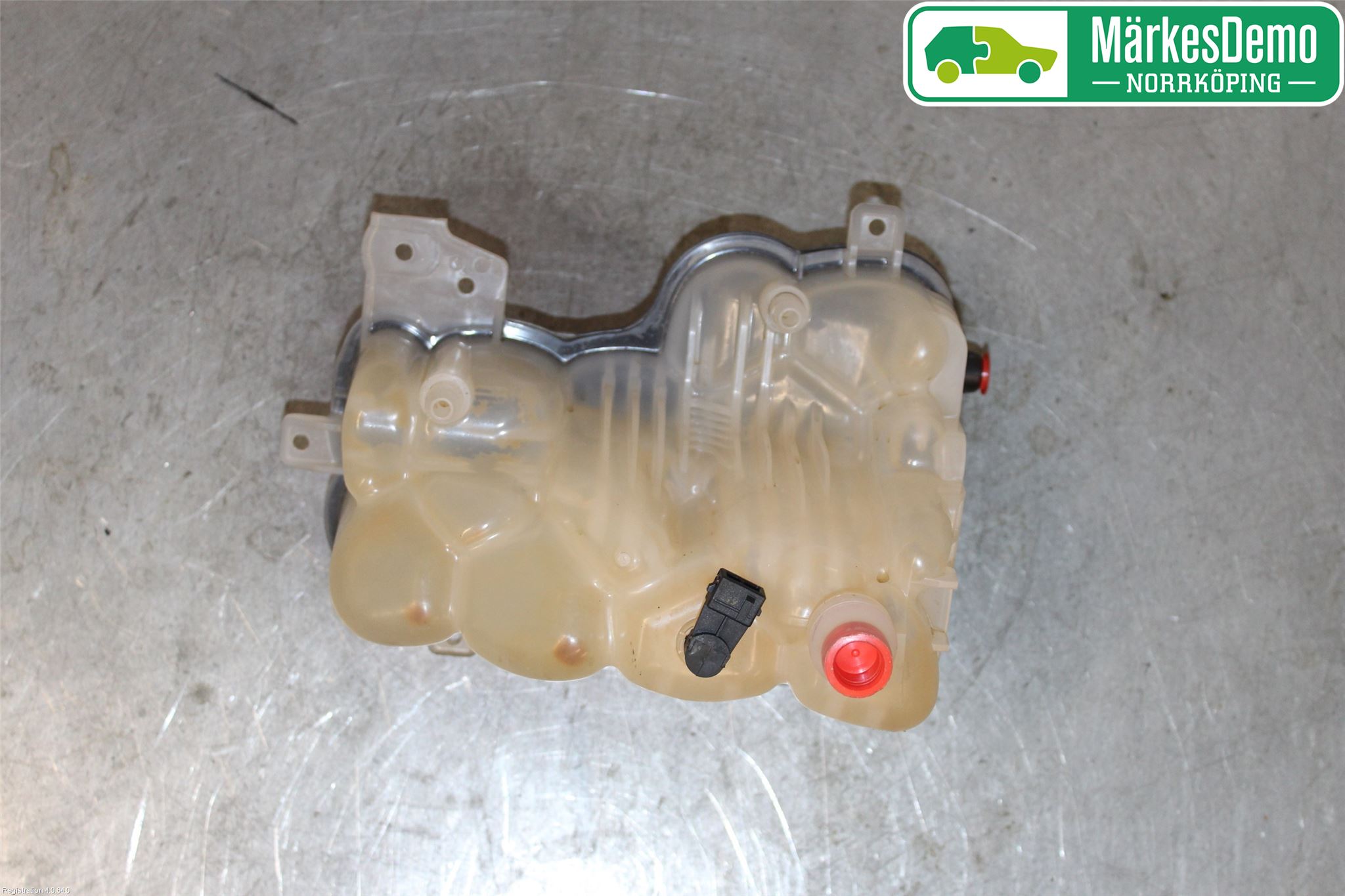 Jaguar XE (X760) 15-24 Expansionstank