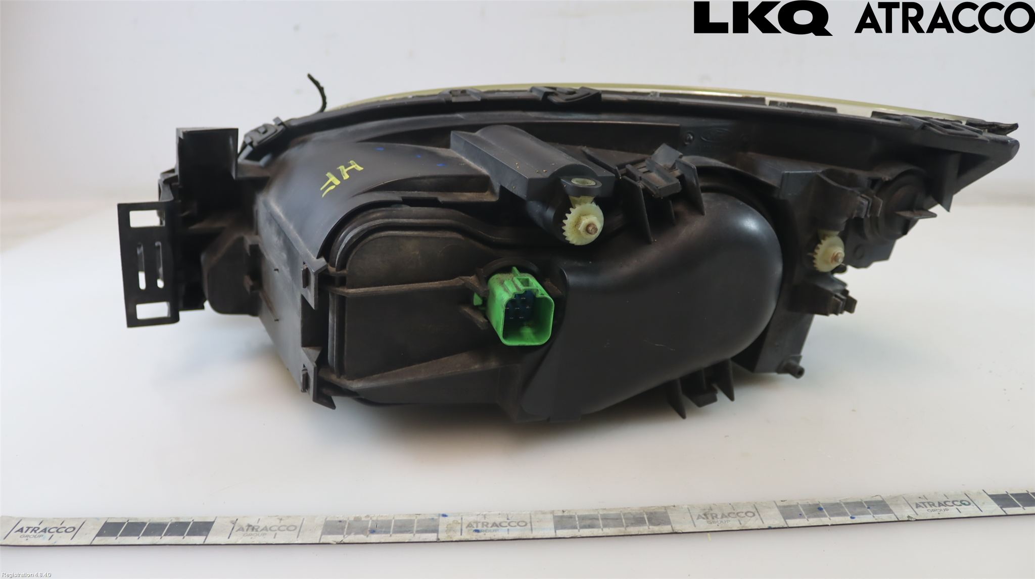 Ford MONDEO     01-06 Strålkastare Höger