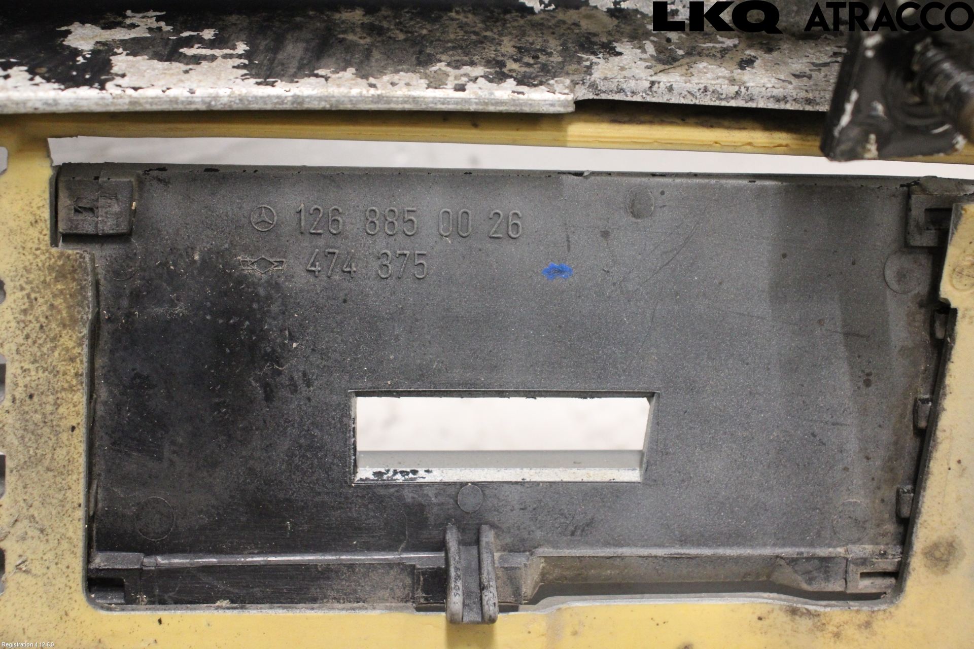 Mercedes-Benz MB 280-560  (W126) 81-91 Stötfångarbeklädnad Fram