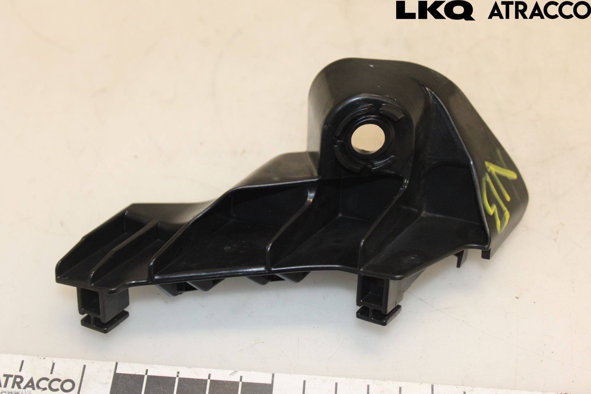 Toyota COROLLA 19- Stötfångarfäste Bak Vä