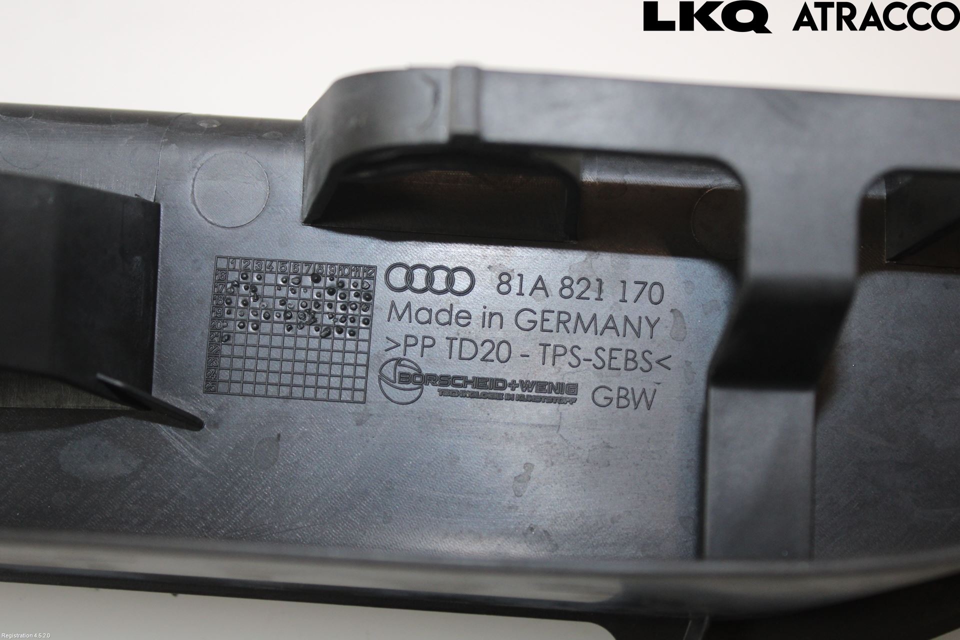 Audi Q2/SQ2 17- Täckplast Front