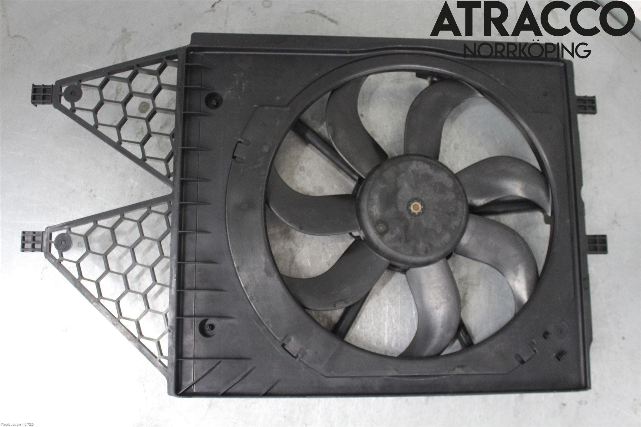 Volkswagen VW POLO 10-17 Kylfläkt El