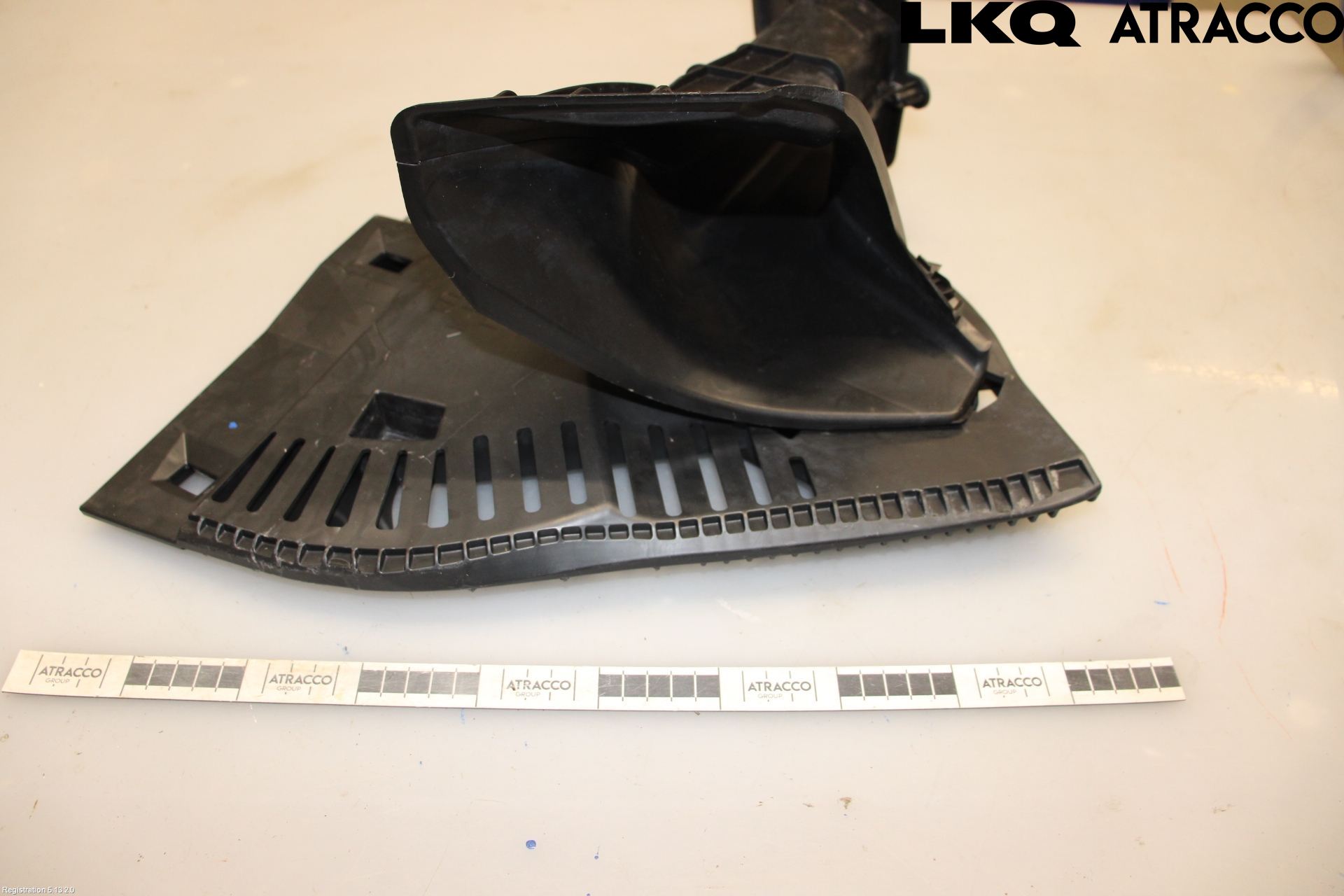 Lexus IS 250/350 14-20 Deflektor Plåt-Plast Kylning
