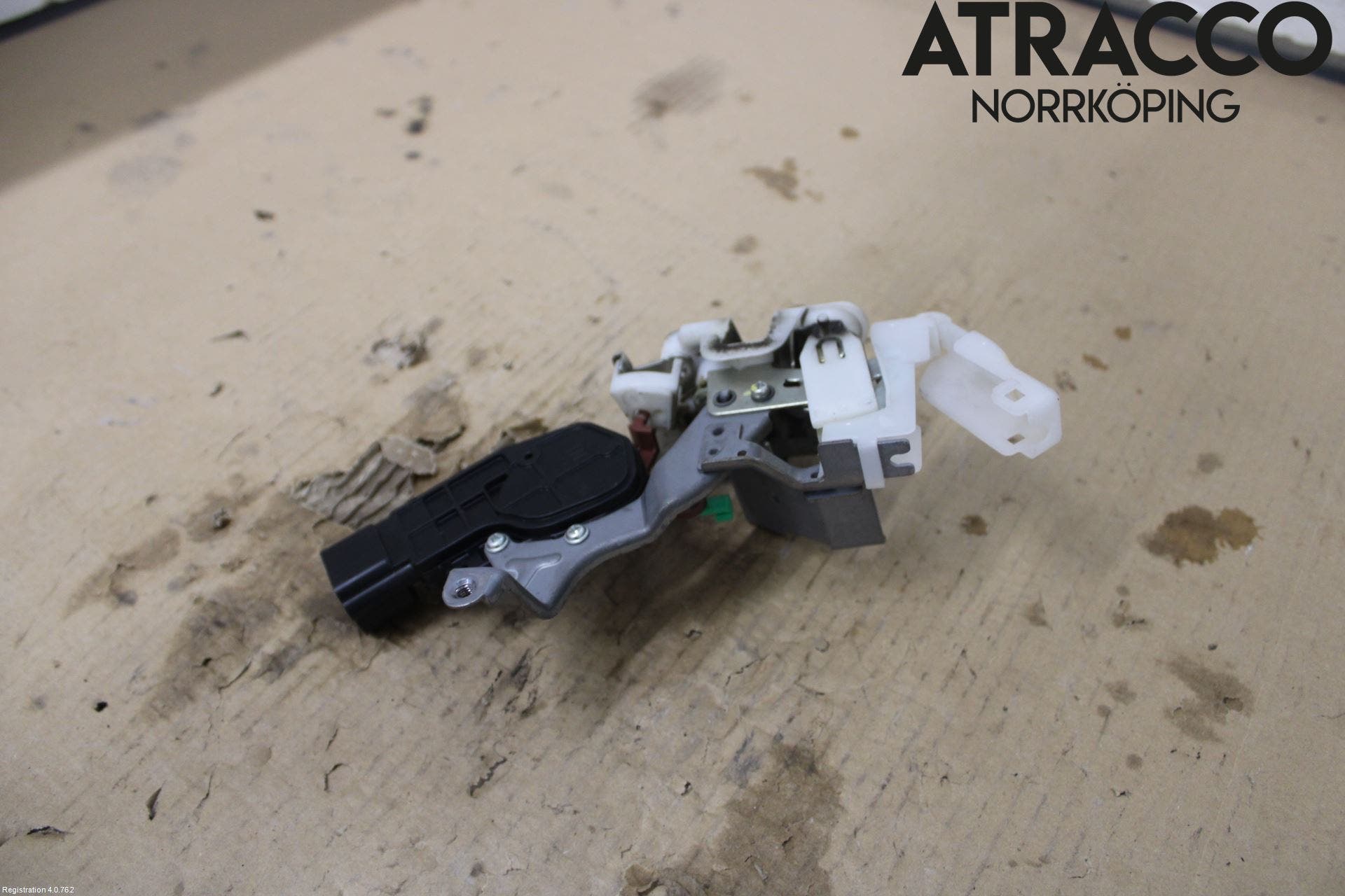 Peugeot 107 Låskista-Dörrlås