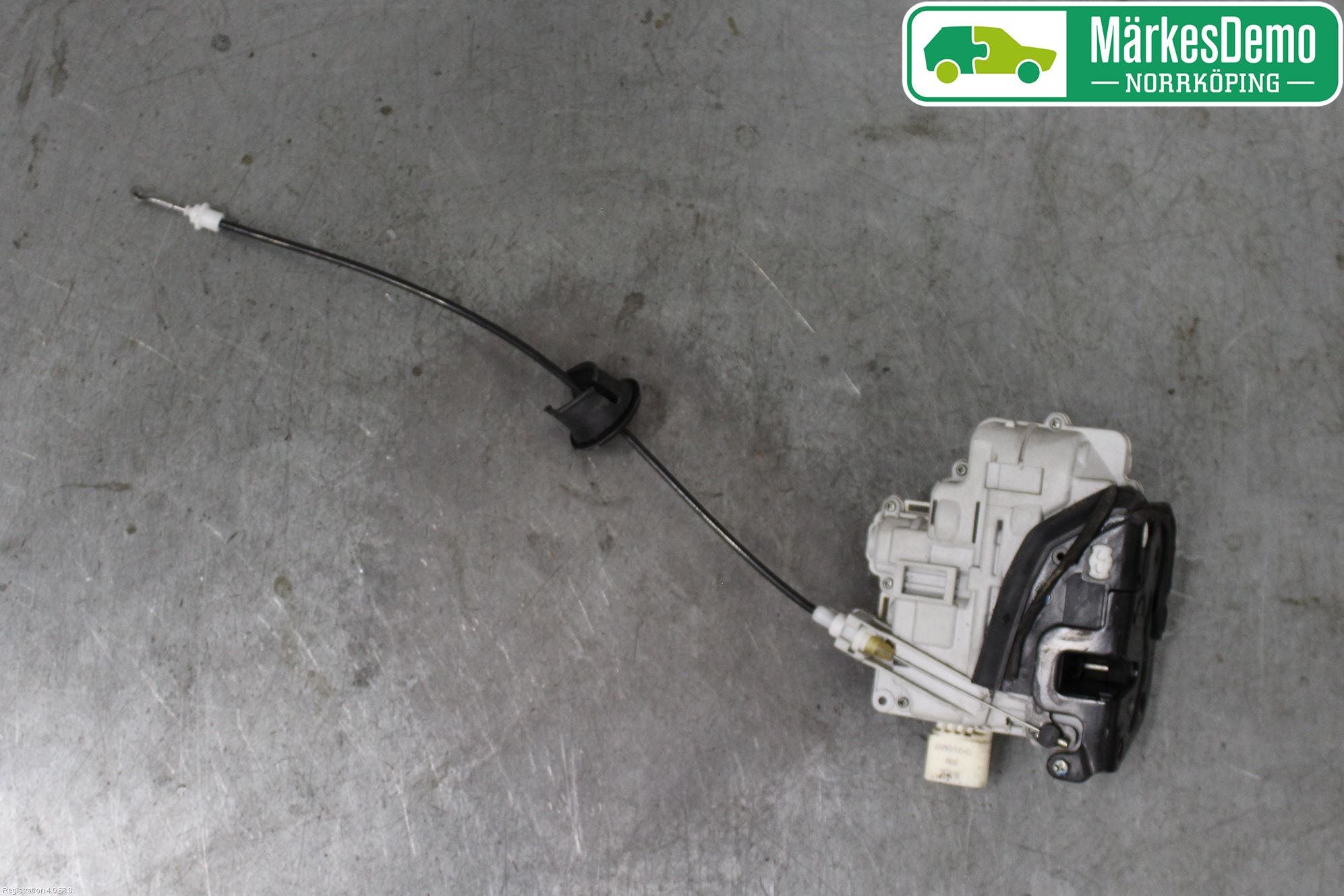 Audi A4/S4 05-07 Låskista-Dörrlås