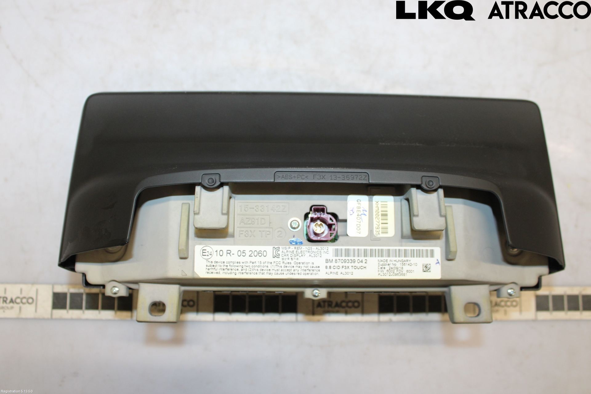 BMW 3 F30/F31/F80 12-19 Bildskärm