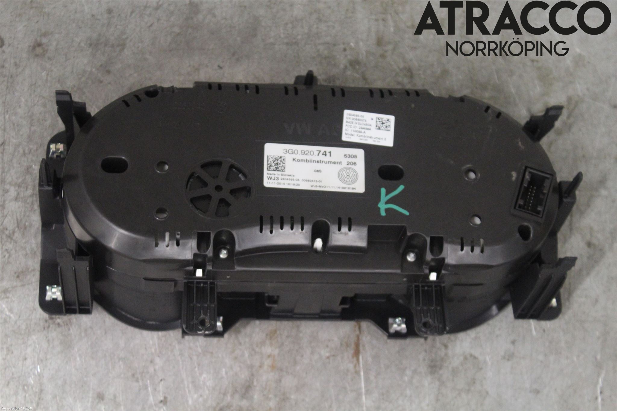 Volkswagen VW PASSAT 15-19 Instrument Komb