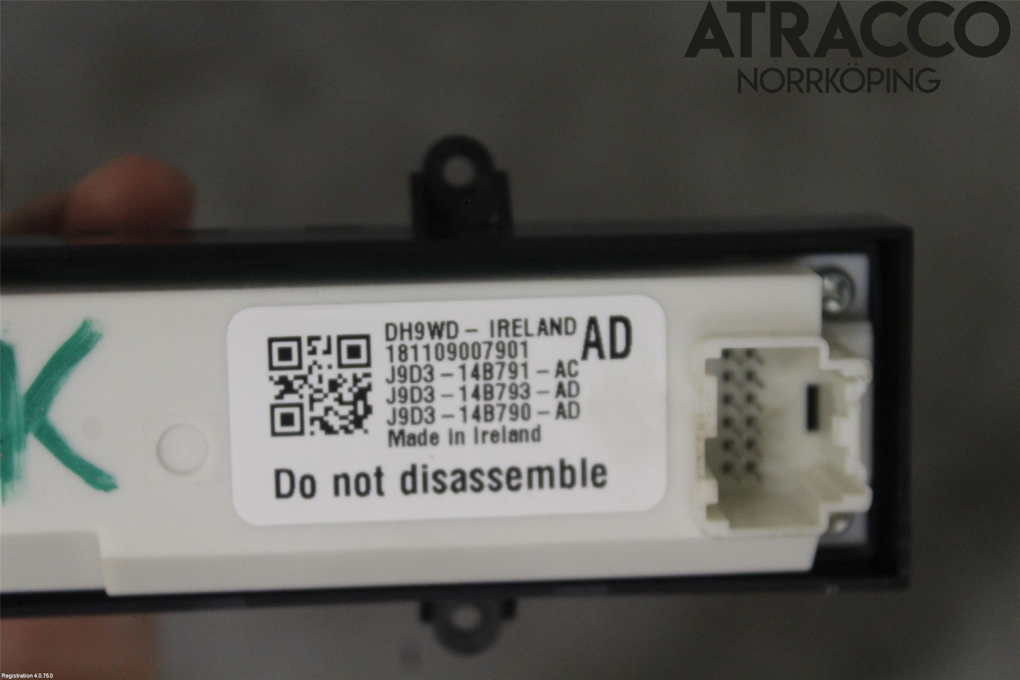 Jaguar I-PACE 18- Strömställare Nivåreglering