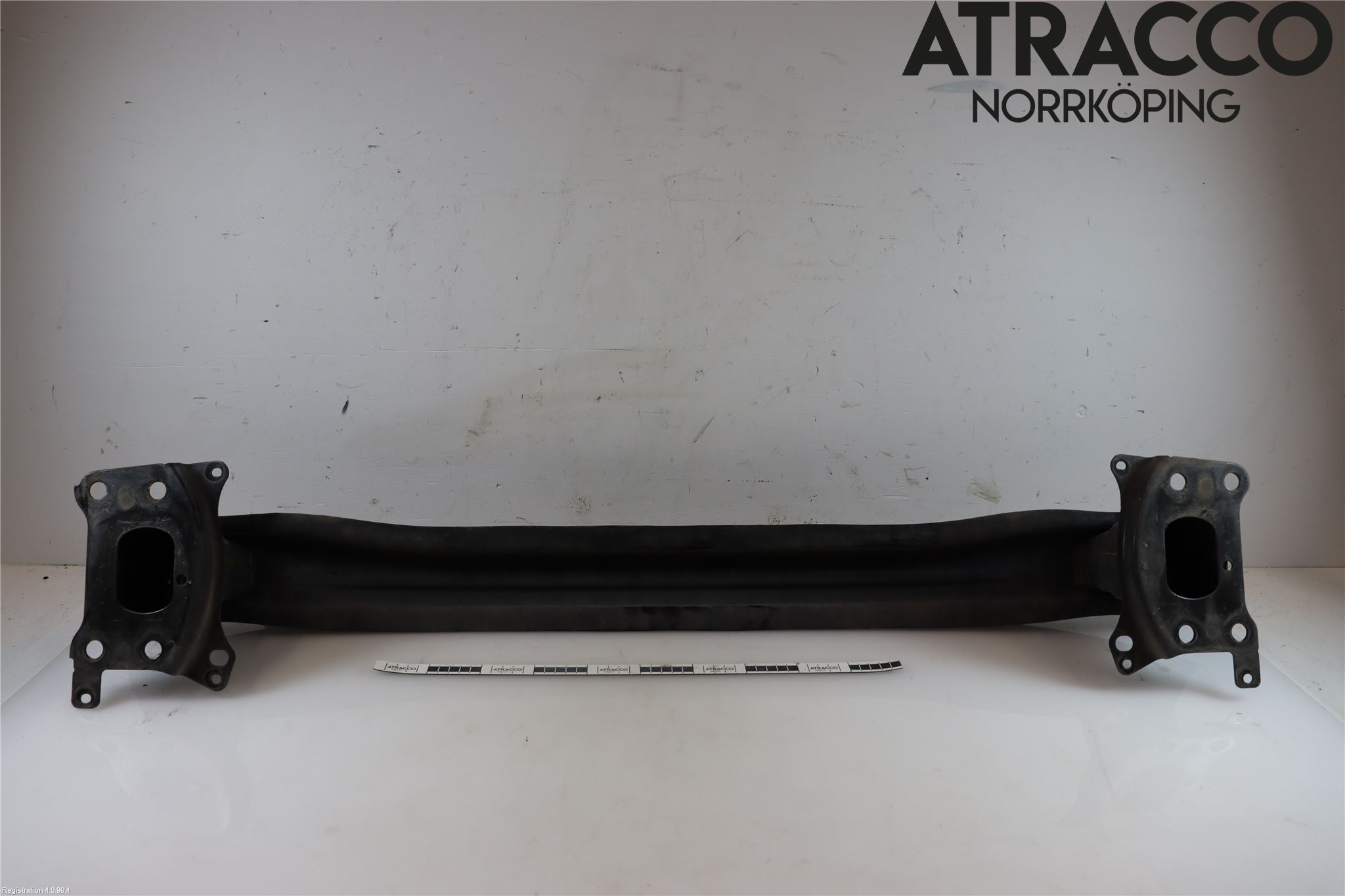 Volkswagen VW CADDY      04-10 Stötfångarbalk Fram