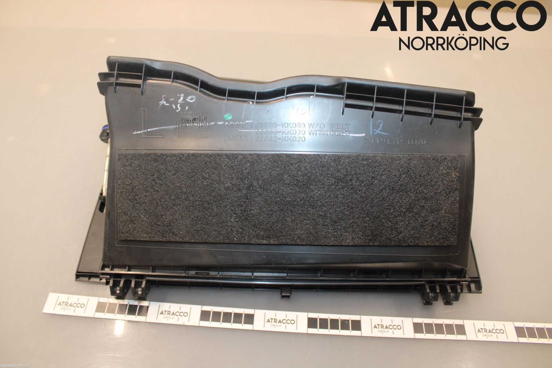 Landrover DEFENDER (L663) 20- Handskfack