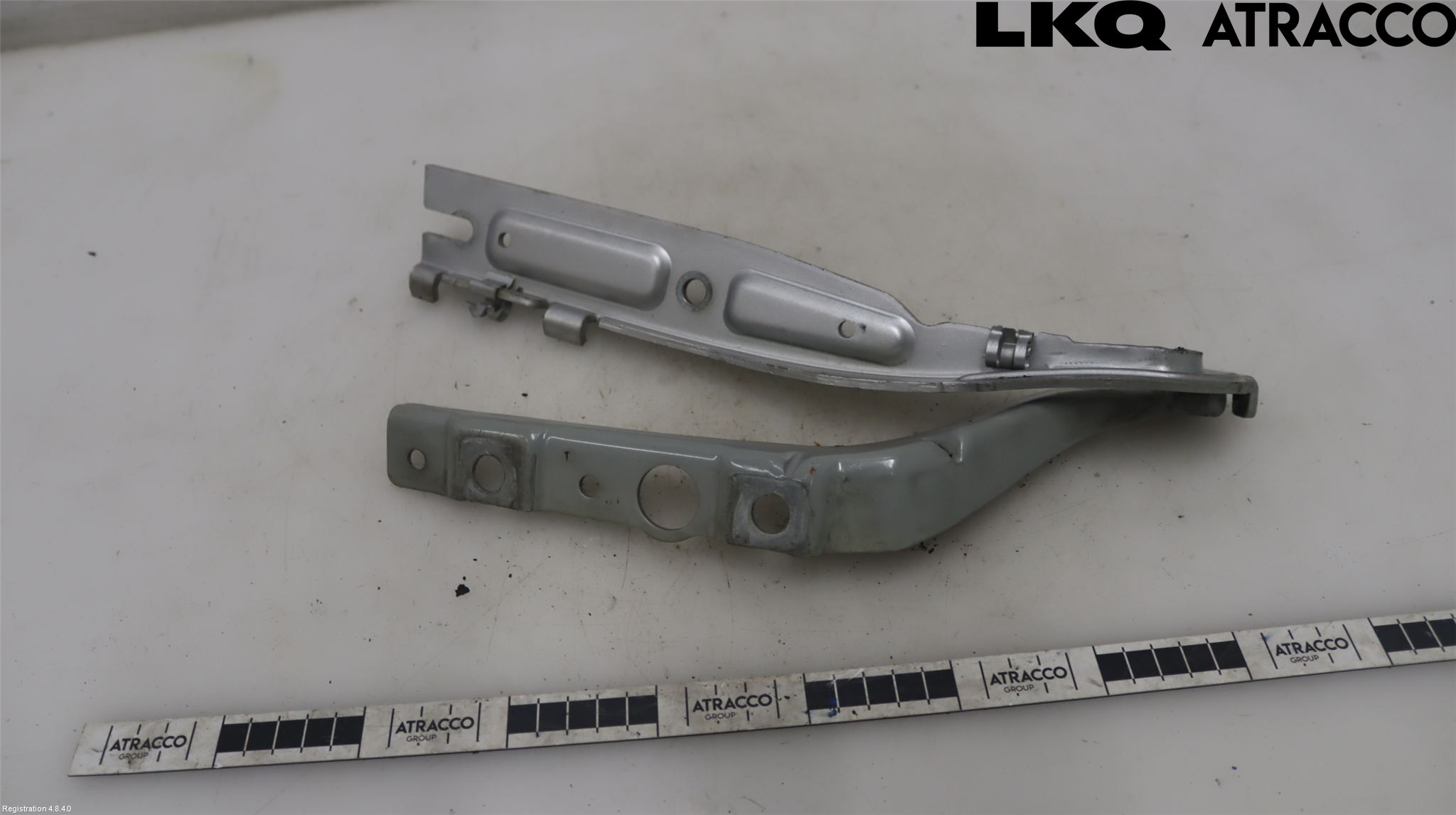 Peugeot 407 Huvgångjärn