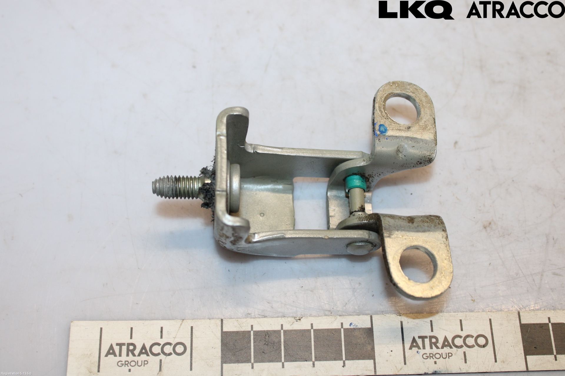 Citroen C3 10-17 Bakluckegångjärn Hö