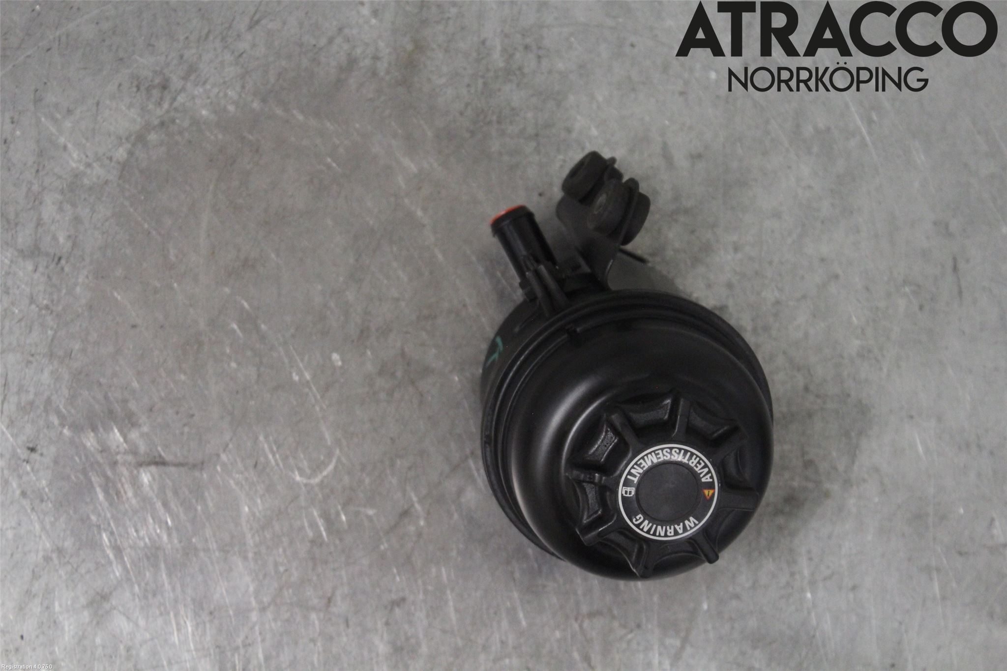 Jaguar XK8/XKR   96-06 Styrservooljebehållare