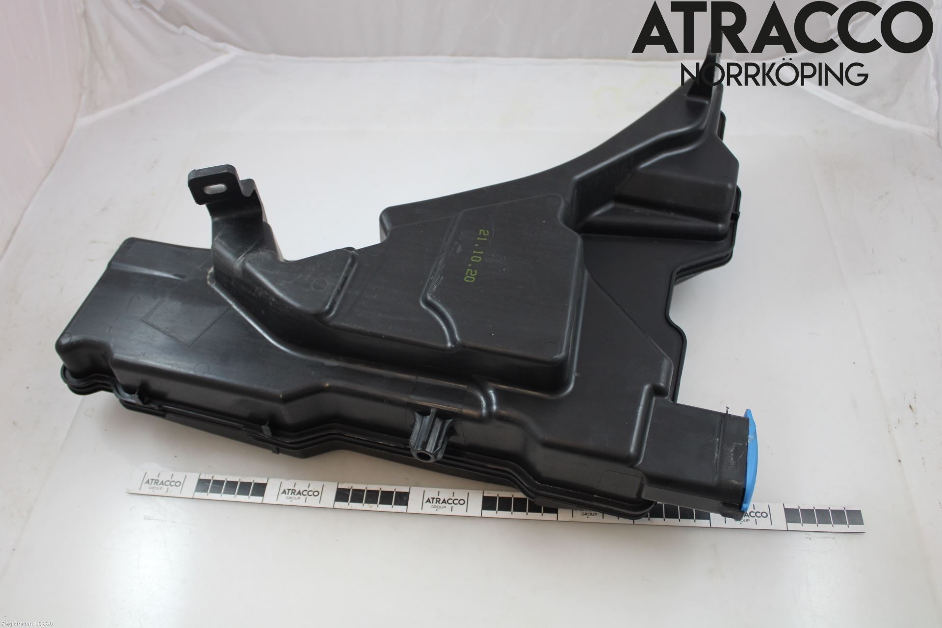 Audi A5 17- Spolartank Vindruta-Strål