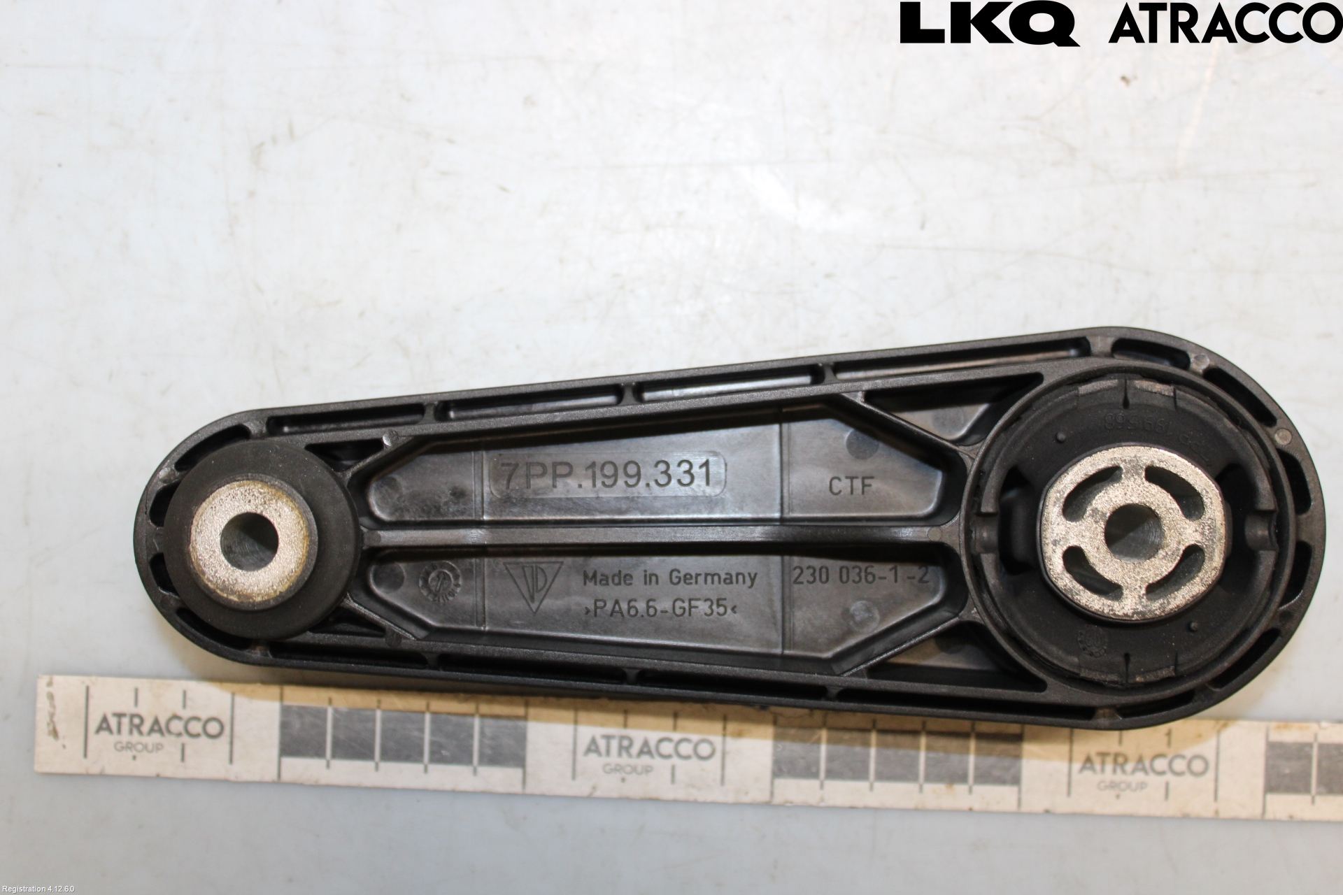 Porsche PANAMERA 09- Motorfäste